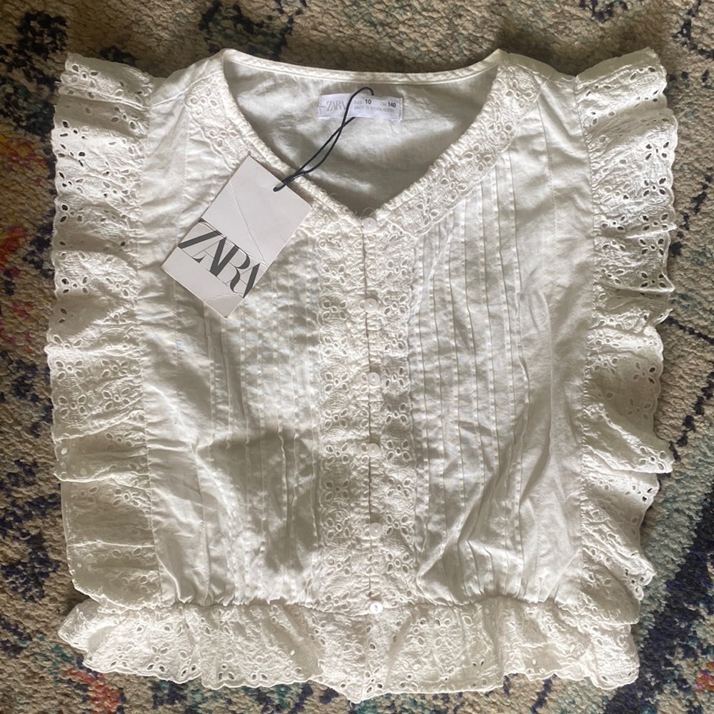 Girls eyelet top